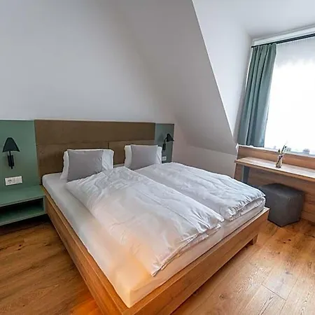 Hotel Ursprung *